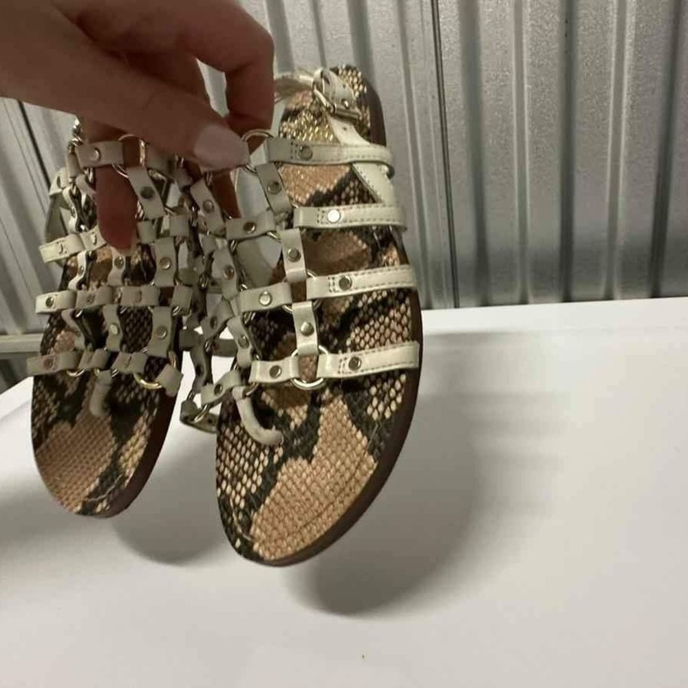 Vince Camuto Designer White Gladiator Sandals Size 5.5